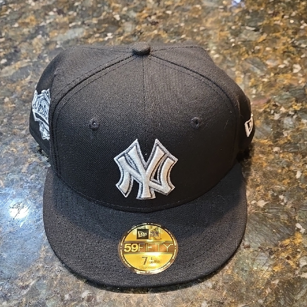 New York Yankees MLB Medals 59 Fifty New Era Baseball Cap Size 7-1/4